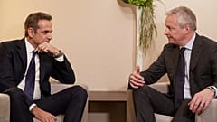 Νταβός: Διμερείς επαφές Μητσοτάκη