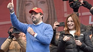İtalya'da Tunuslu aileye 'Siz uyuşturucu mu satıyorsunuz' diye soran Salvini'ye tepki