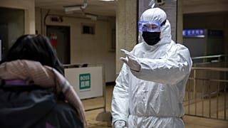 China declara el nivel máximo de alerta sanitaria en Pekín y Shangái