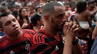 مشجع لنادي فلامنغو البرازيلي  