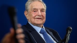 Soros egymilliárd dollárból alapít új egyetemi hálózatot