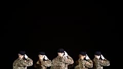 نتیجه یک نظرسنجی: نیمی از افغان‌ها موافق خروج آمریکا پس از توافق با طالبان هستند