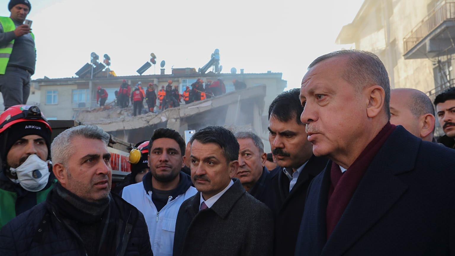 Erdbeben in der Osttürkei: Erdogan verspricht schnelle Hilfe