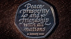 El Reino Unido presenta su nueva moneda conmemorativa en la recta final del brexit