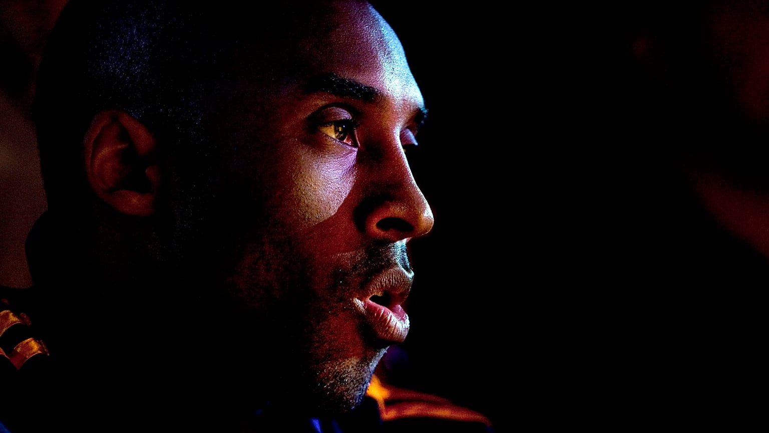 NBA yıldızı Kobe Bryant helikopter kazasında hayatını kaybetti 