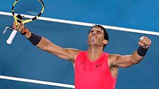 Nadal celebra tras un partido muy difícil contra el tenista local Nick Kyrgios