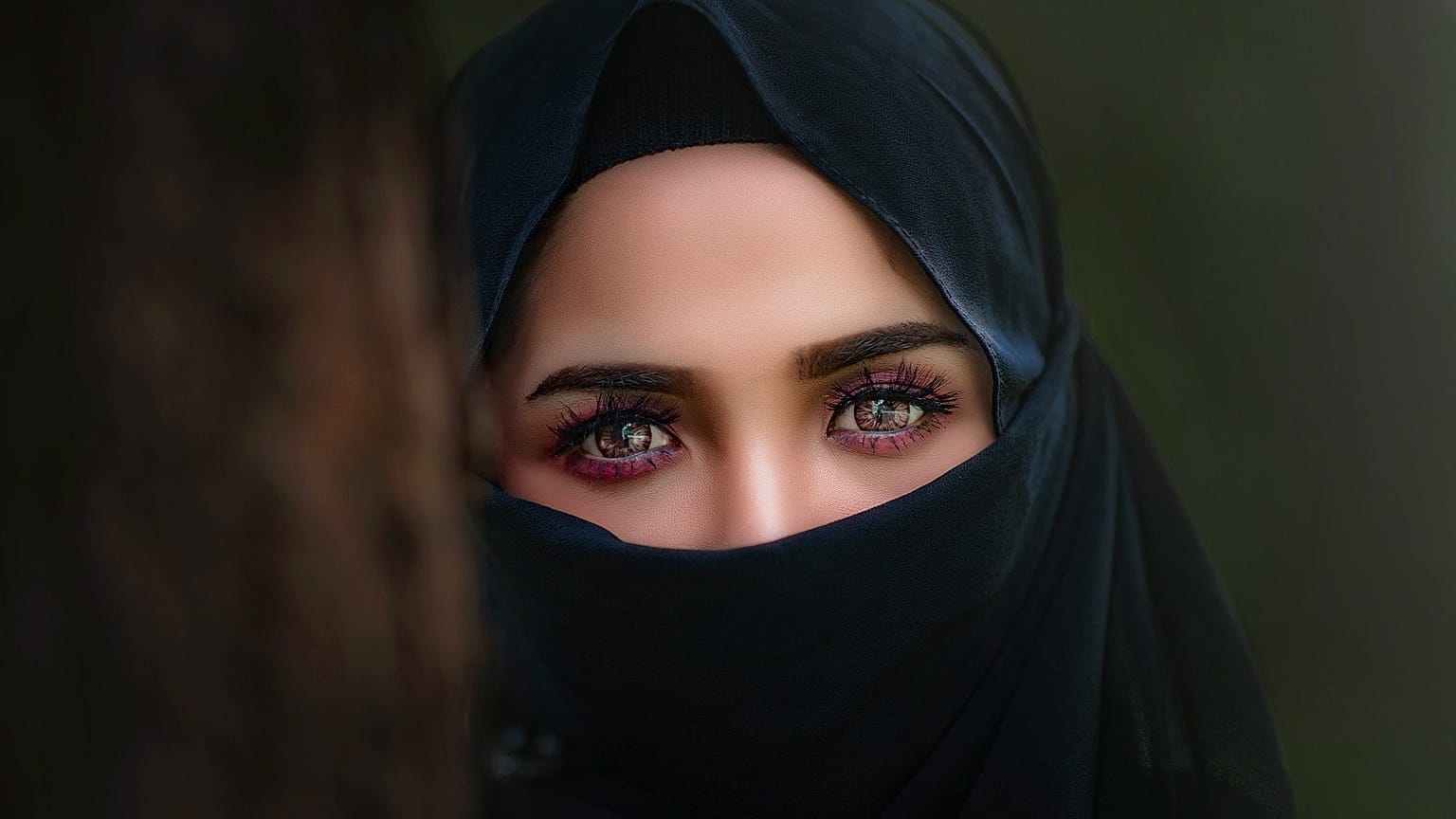 حظر ارتداء النقاب على عضوات هيئة التدريس بجامعة القاهرة