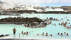 La terre gronde en Islande, le secteur aérien tremble