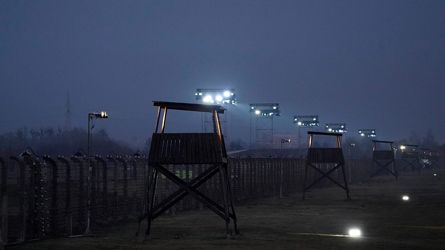 Pour les 75 ans de la libération d'Auschwitz, 200 survivants reviennent sur les lieux