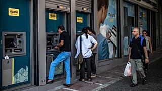 Yunanistan finansal krizden 10 yıl sonra ilk kez uzun vadeli kredi alacak
