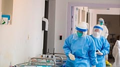 Κοροναϊός: Πρώτο κρούσμα μετάδοσης από άνθρωπο σε άνθρωπο στην Ευρώπη