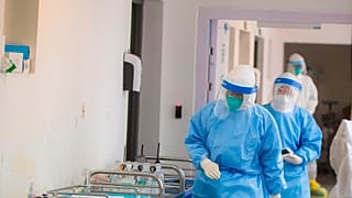 Κοροναϊός: Πρώτο κρούσμα μετάδοσης από άνθρωπο σε άνθρωπο στην Ευρώπη