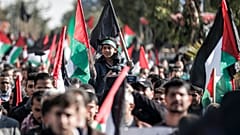 إصابة 22 فلسطينيا في الضفة الغربية خلال تظاهرات ضد خطة ترامب