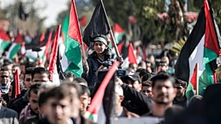 إصابة 22 فلسطينيا في الضفة الغربية خلال تظاهرات ضد خطة ترامب