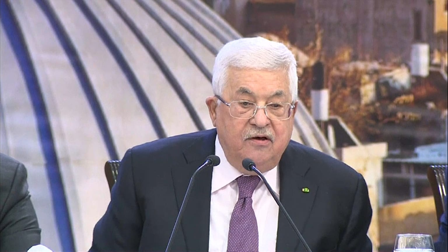 الرئيس الفلسطيني محمود عباس 