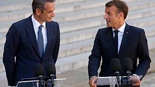 Συνάντηση Μητσοτάκη-Μακρόν στο Παρίσι