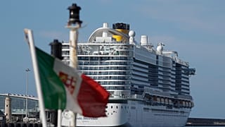 Italia bloquea un crucero procedente de España por posible caso de coronavirus