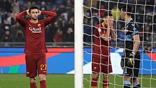 AS Roma forması ile Javier Pastore