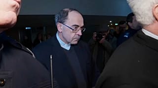 Felmentette a lyoni fellebbviteli bíróság Barbarin érseket