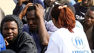 La tregua regge solo di nome. UNHCR sospende le attività nel centro rifugiati di Tripoli