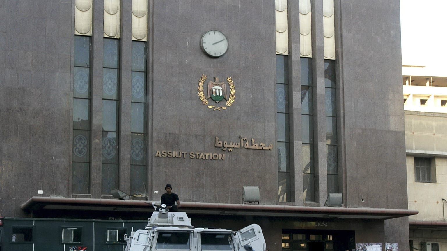مبنى محطة محافظة أسيوط