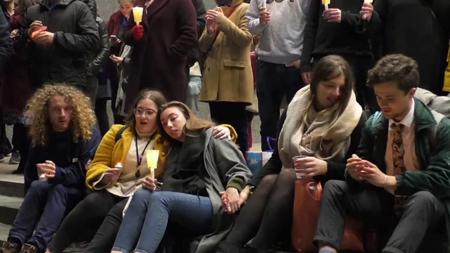 Brussels-based Britons hold vigil as the clock ticks down to Brexit