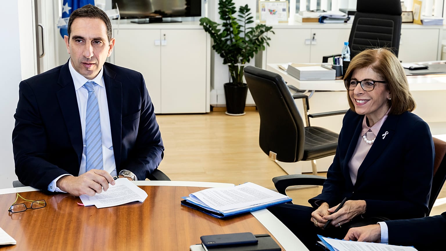 Stella Kyriakides, European Commissioner for Health and Food Safety meeting with the Minister of Health, Mr Constantinos IOANNOU  