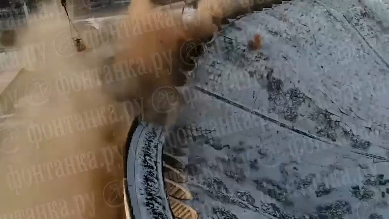 Rusya'da stadyum çöktü