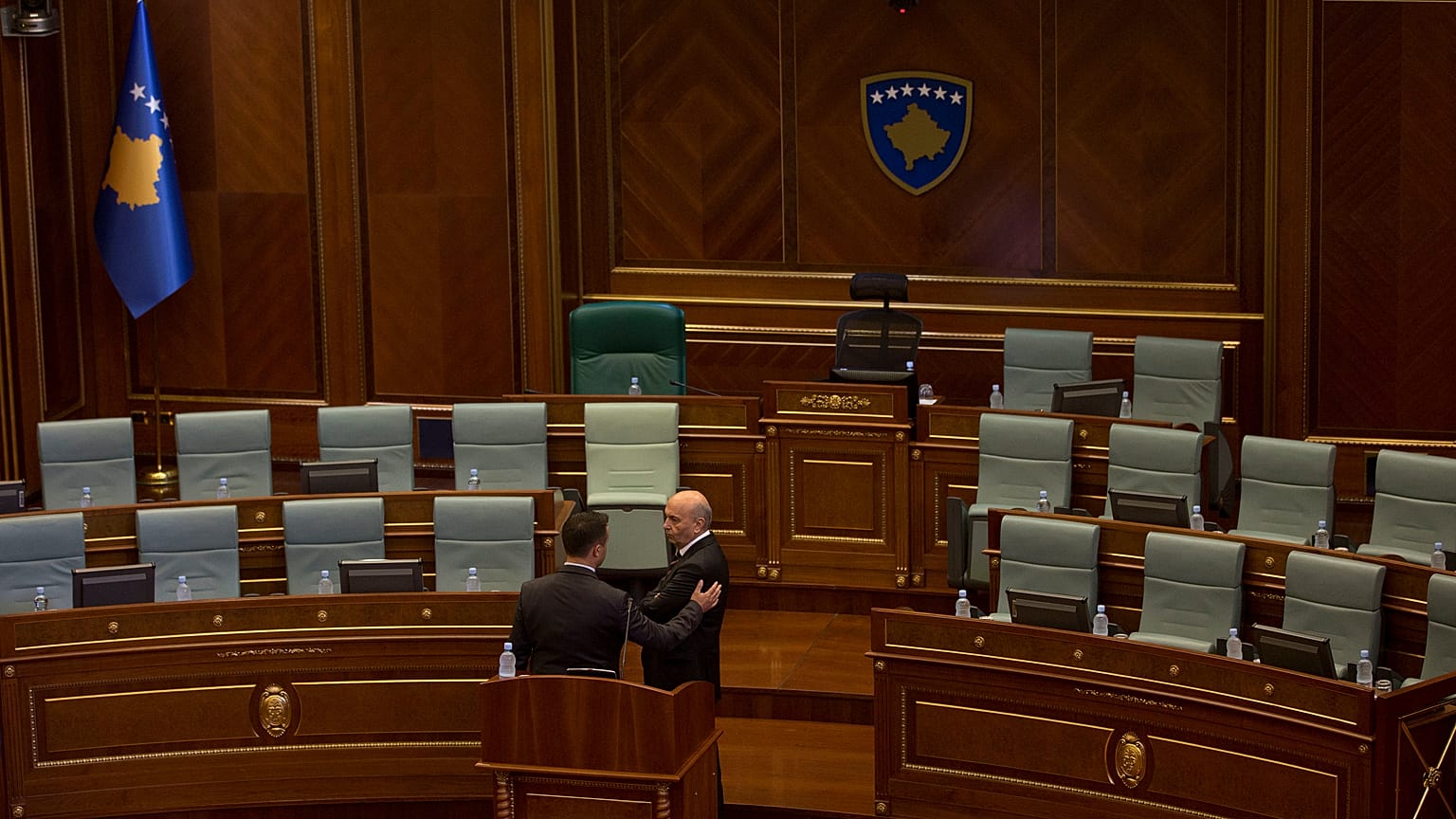 Le Kosovo se dote enfin d'un nouveau gouvernement