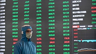«Βουτιά» στα κινεζικά χρηματιστήρια
