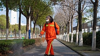 El número de infectados por coronavirus en China es cinco veces mayor del oficial, según un estudio