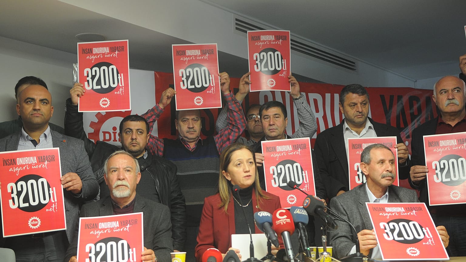 DİSK'in 2020 yılı için asgari ücret talebi net 3 bin 200 TL idi