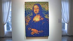 Auktion: Mona Lisa aus 330 bunten Zauberwürfeln