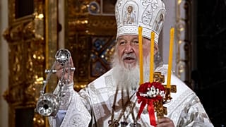 В РПЦ предложили не освящать оружие массового поражения