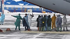 Κοροναϊός: Κρούσματα σε Ασία-Ευρώπη και επαναπατρισμοί