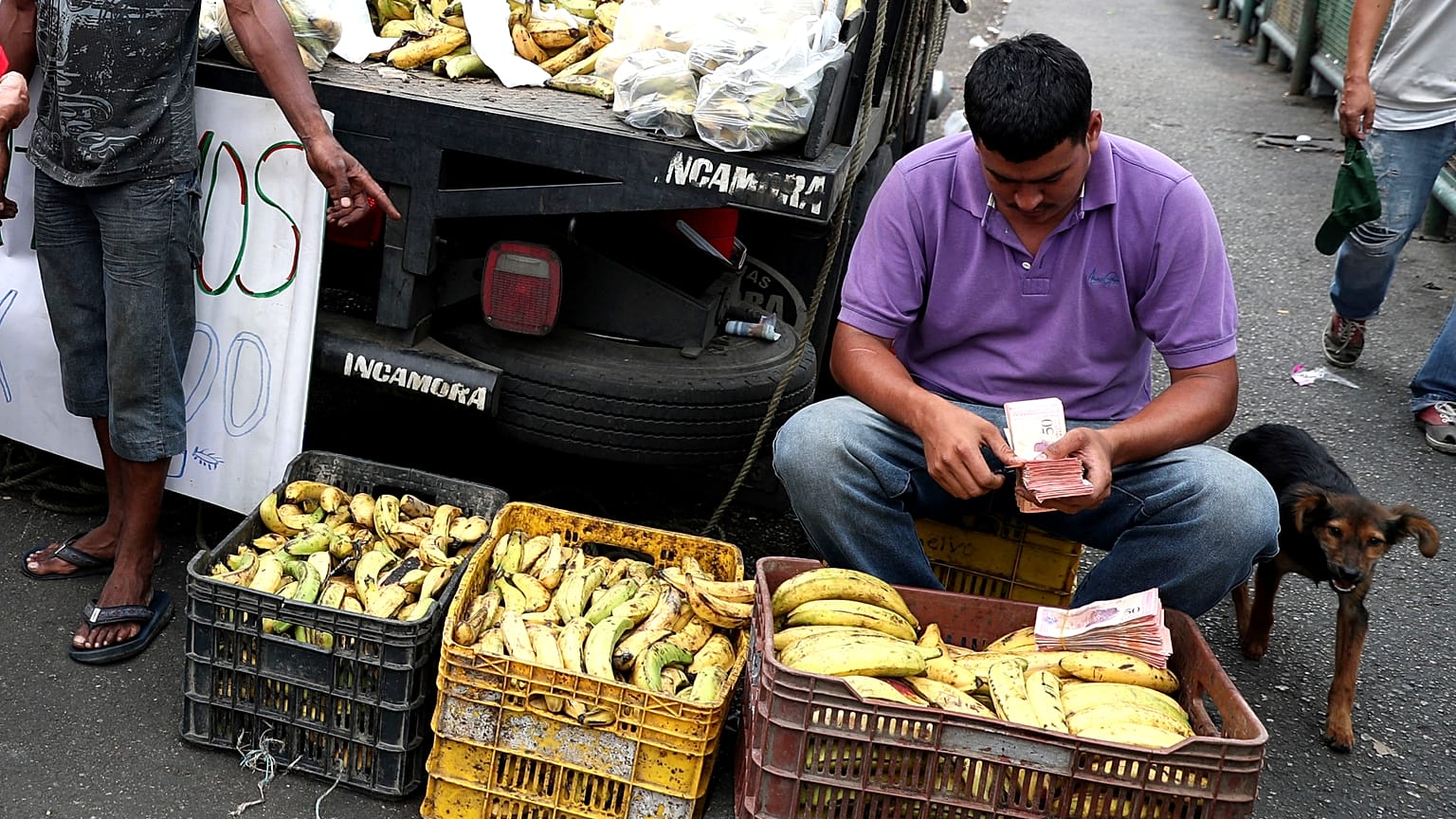 Venezuela 2019 yılını yüzde 9 bin 585'lik enflasyon rakamıyla tamamladı