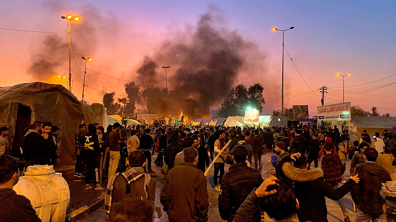 Irak'ın Necef kentindeki eylemlerde en az 6 kişi hayatını kaybetti
