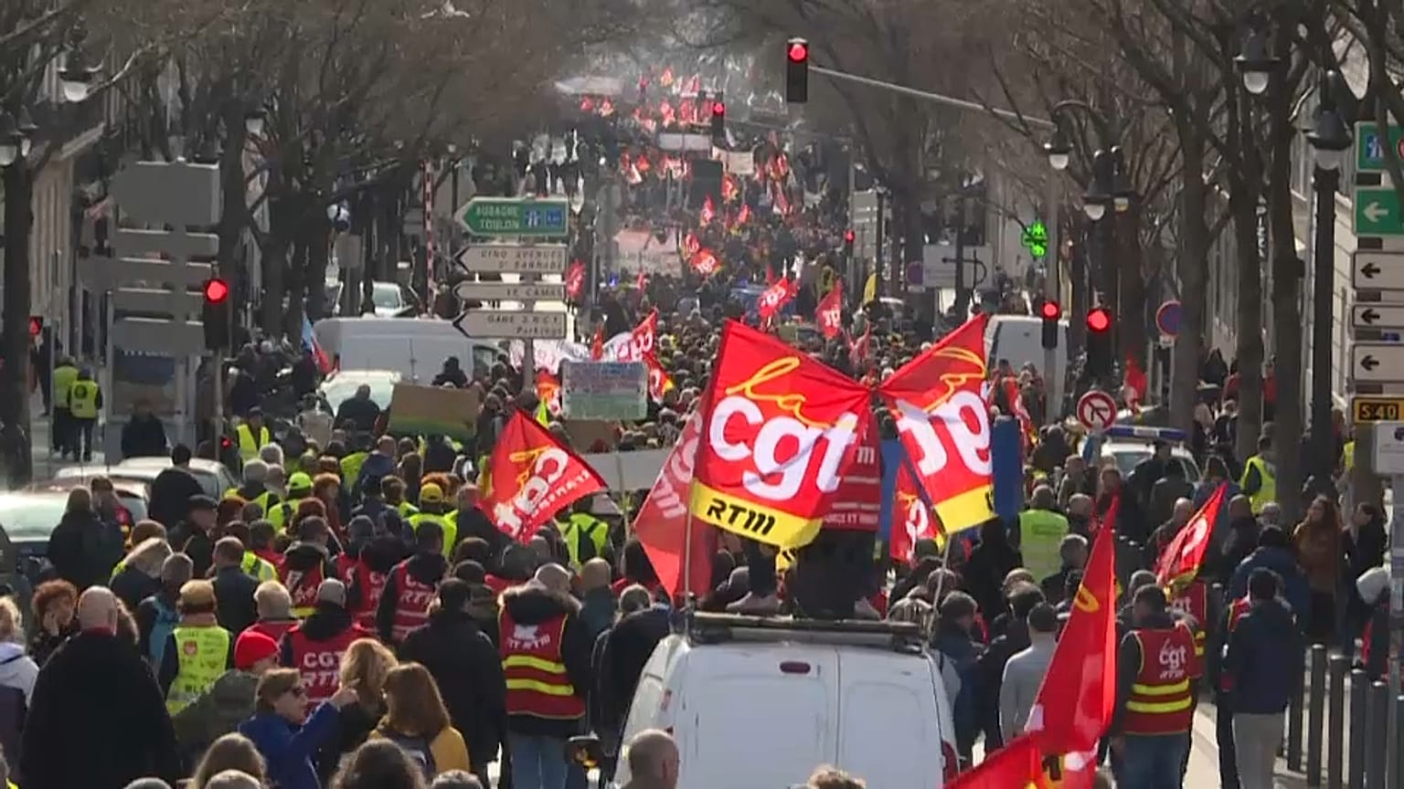 Manifestations contre la réforme des retraites : un rebond de la mobilisation ?