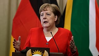 A német kancellár Dél-Afrikában reagált a türingiai szavazásra