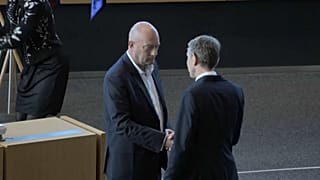 In Thüringen tritt Kemmerich offenbar nach 24 Stunden zurück
