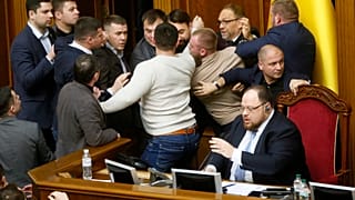 «Ξύλο» στην ουκρανική Βουλή