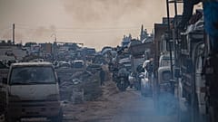 İdlib'den 1,5 milyon civarında sivilin daha Türkiye sınırı yakınlarına göç etmesi bekleniyor