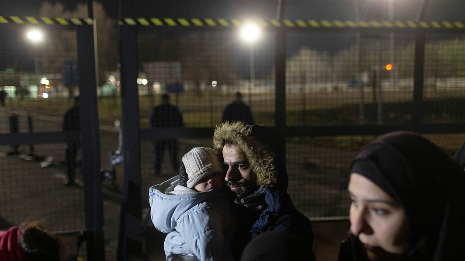'Open borders!': 200 migrants stuck at Serbia-Hungary border demand EU entry