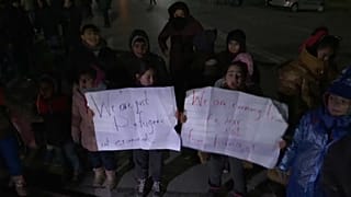 Migrantes exigem a abertura das fronteiras