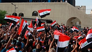 السيستاني يطالب قوات الأمن بحماية المتظاهرين بعد هجمات مؤيدي الصدر