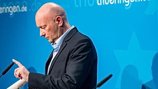 Mit sofortiger Wirkung: Kemmerich tritt als Ministerpräsident Thüringens zurück