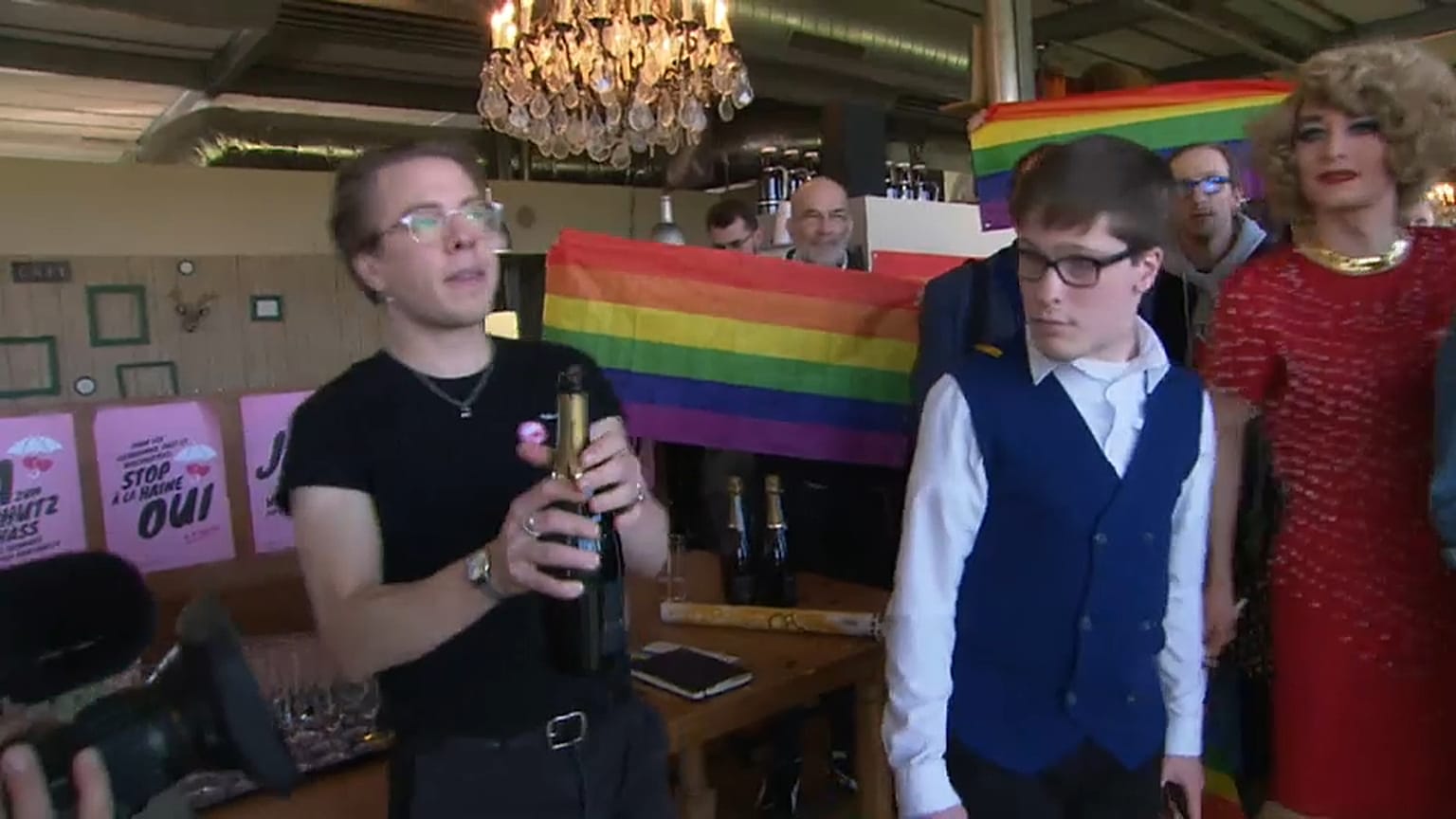 LGBT-Community freut sich über Referendumsergebnis