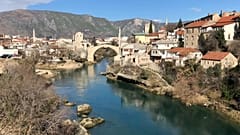 Bosnia-Herzegovina lucha por curar las heridas que provocó la guerra