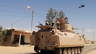 دورية مؤللة تابعة للجيش المصري في شمال سيناء 