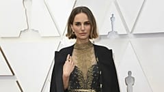 Natalie Portman envergou capa com nomes de realizadoras ignoradas pela Academia